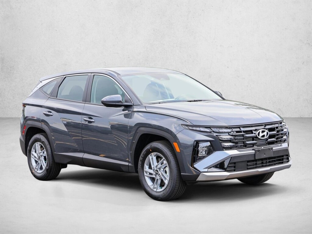 Used 2025 Hyundai Tucson SE Sport Utility