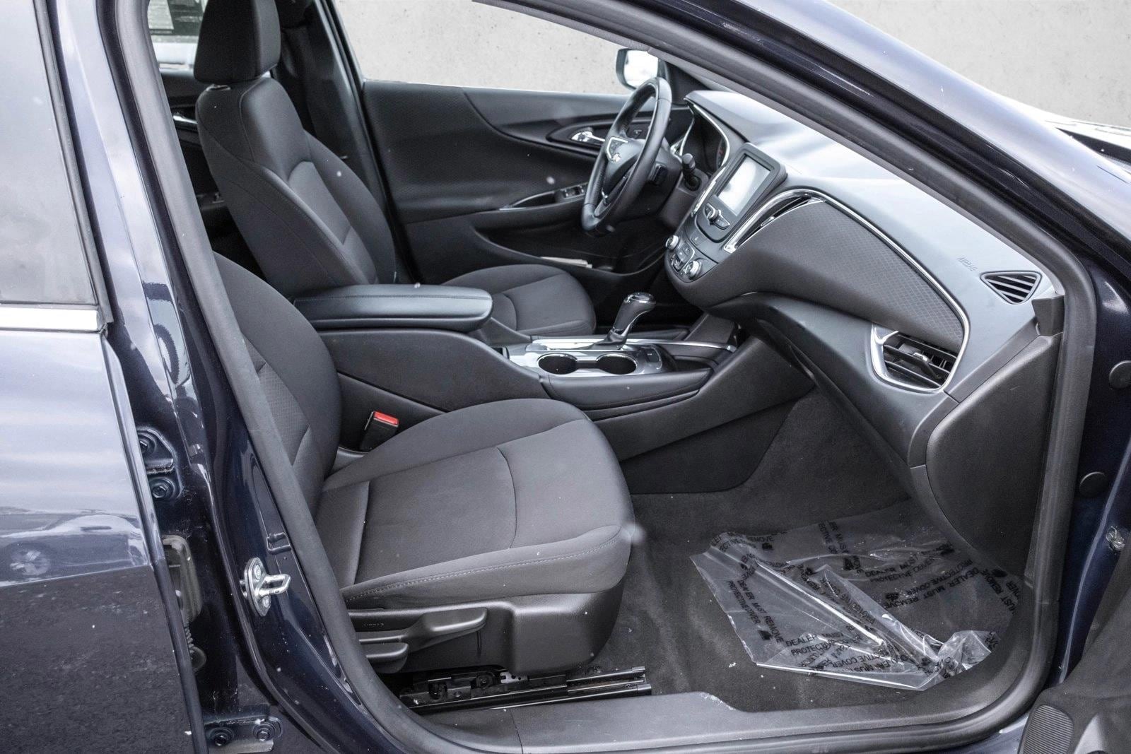 2016 CHEVROLET MALIBU - Image 24