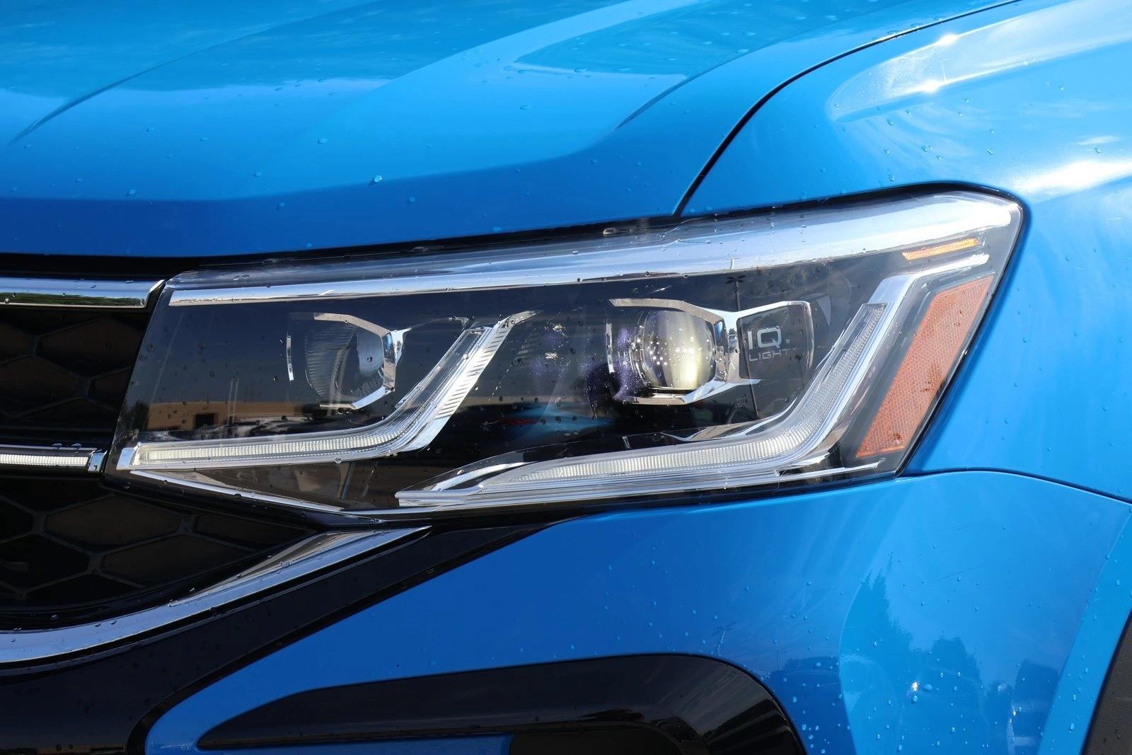 2024 Volkswagen Taos SEL - Photo 10