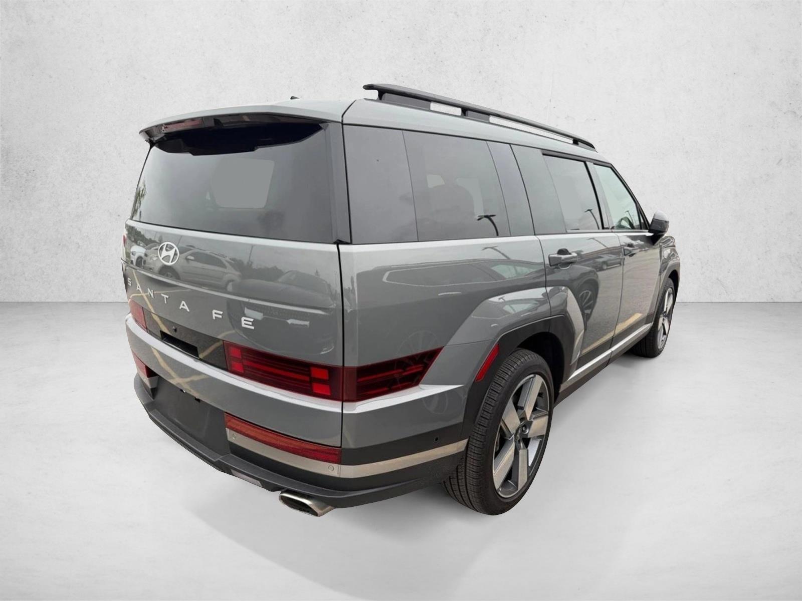 2025 Hyundai Santa Fe Limited - Photo 4