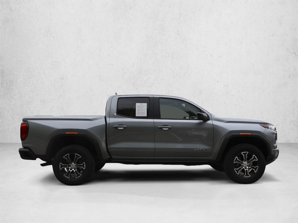Used 2025 GMC Canyon 4WD AT4 Crew Cab Pickup