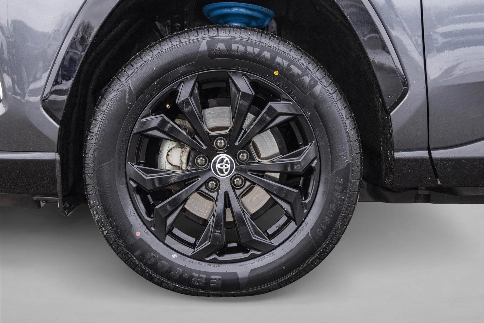 2023 TOYOTA RAV4 - Image 9