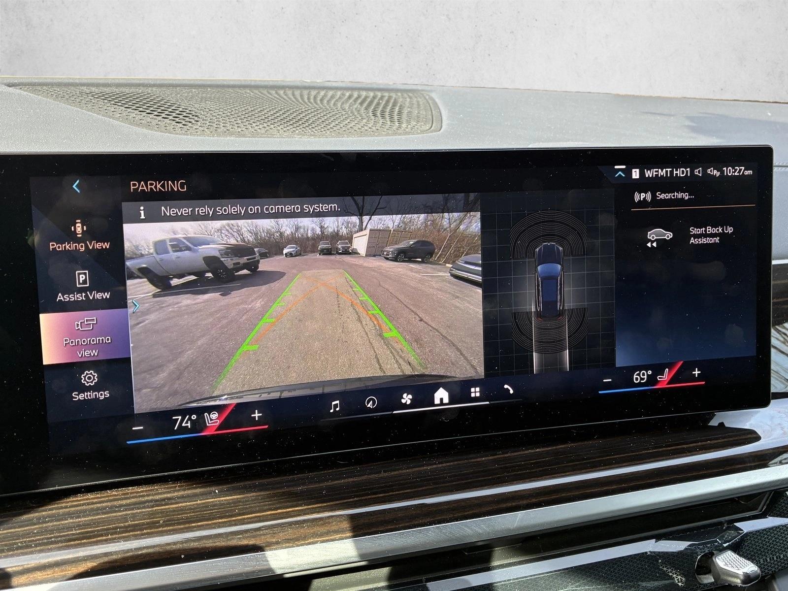 2025 BMW X5 - Image 14