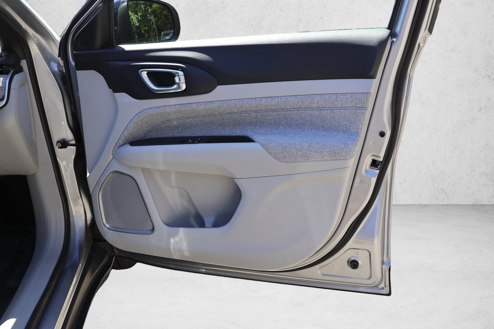 2023 Jeep Compass Latitude - Photo 29