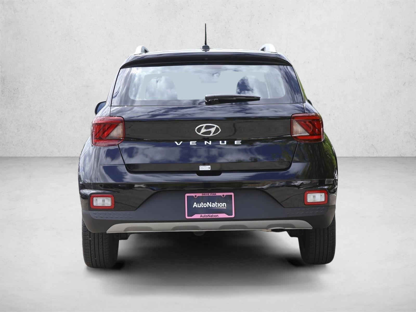 2026 Hyundai Venue SEL - Photo 6