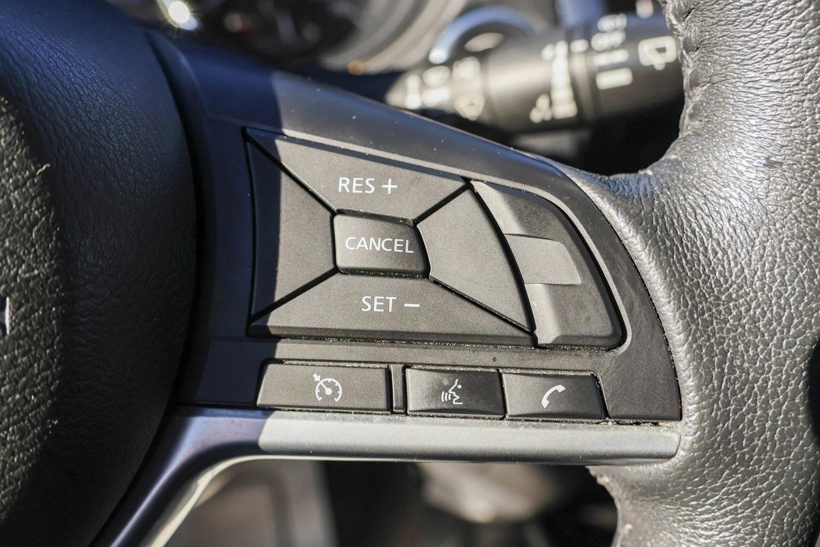 2019 NISSAN ROGUE - Image 16