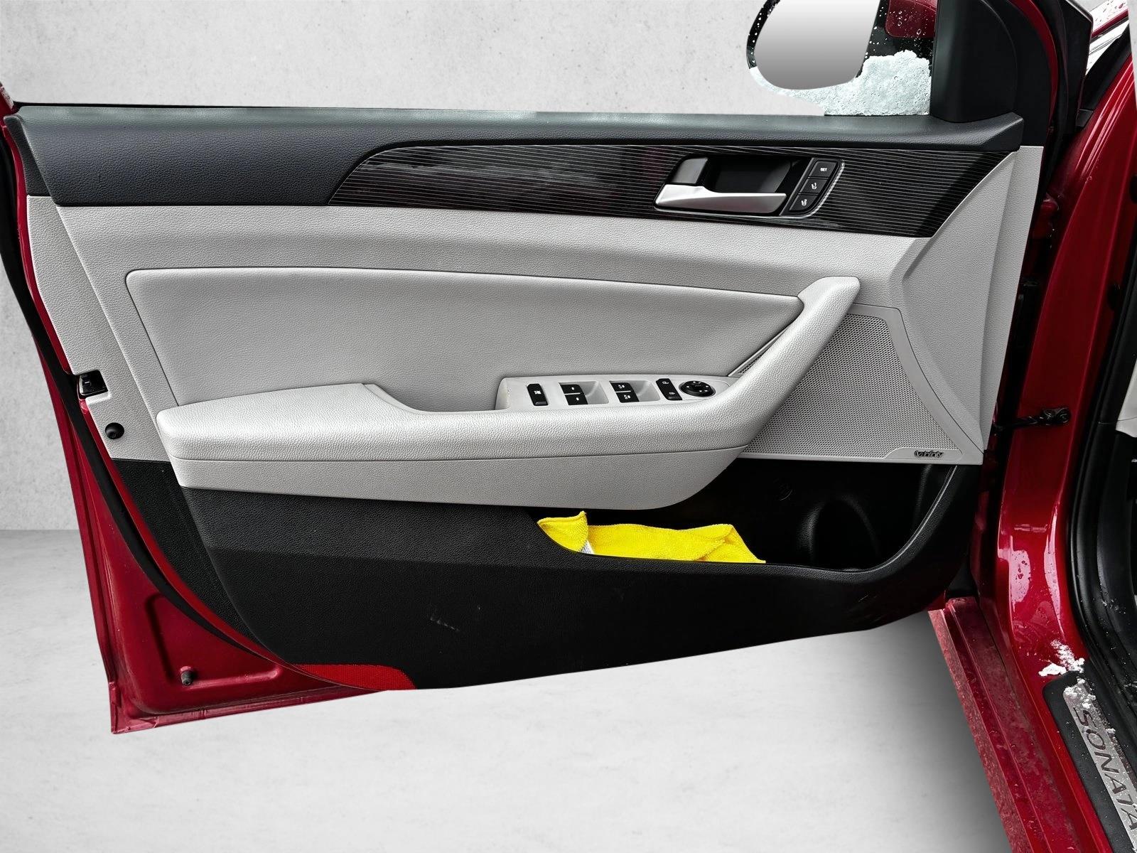 2018 HYUNDAI SONATA - Image 12