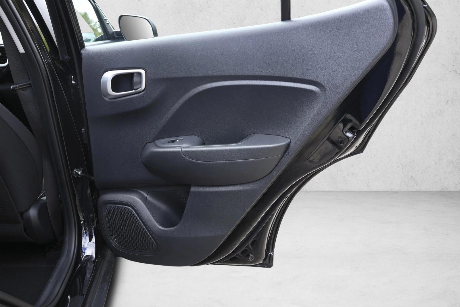 2026 Hyundai Venue SEL - Photo 27