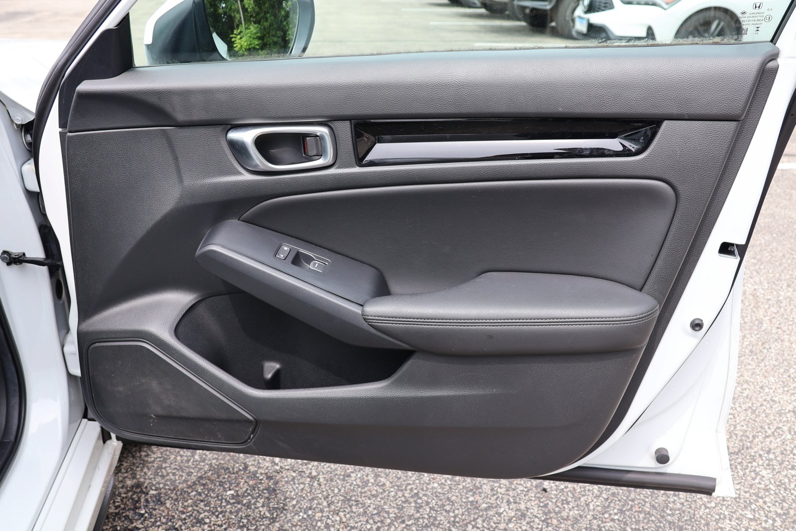 2024 Honda Civic Hatchback EX-L - Photo 28