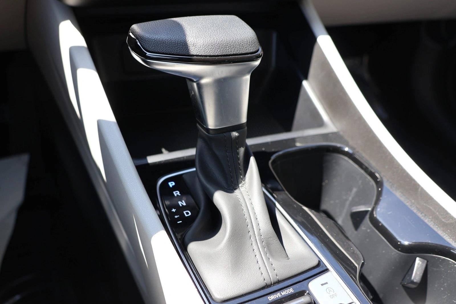 2026 Hyundai Tucson SE - Photo 19