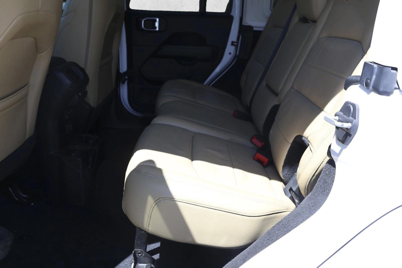 2018 Jeep All-New Wrangler Unlimited Sahara - Photo 23