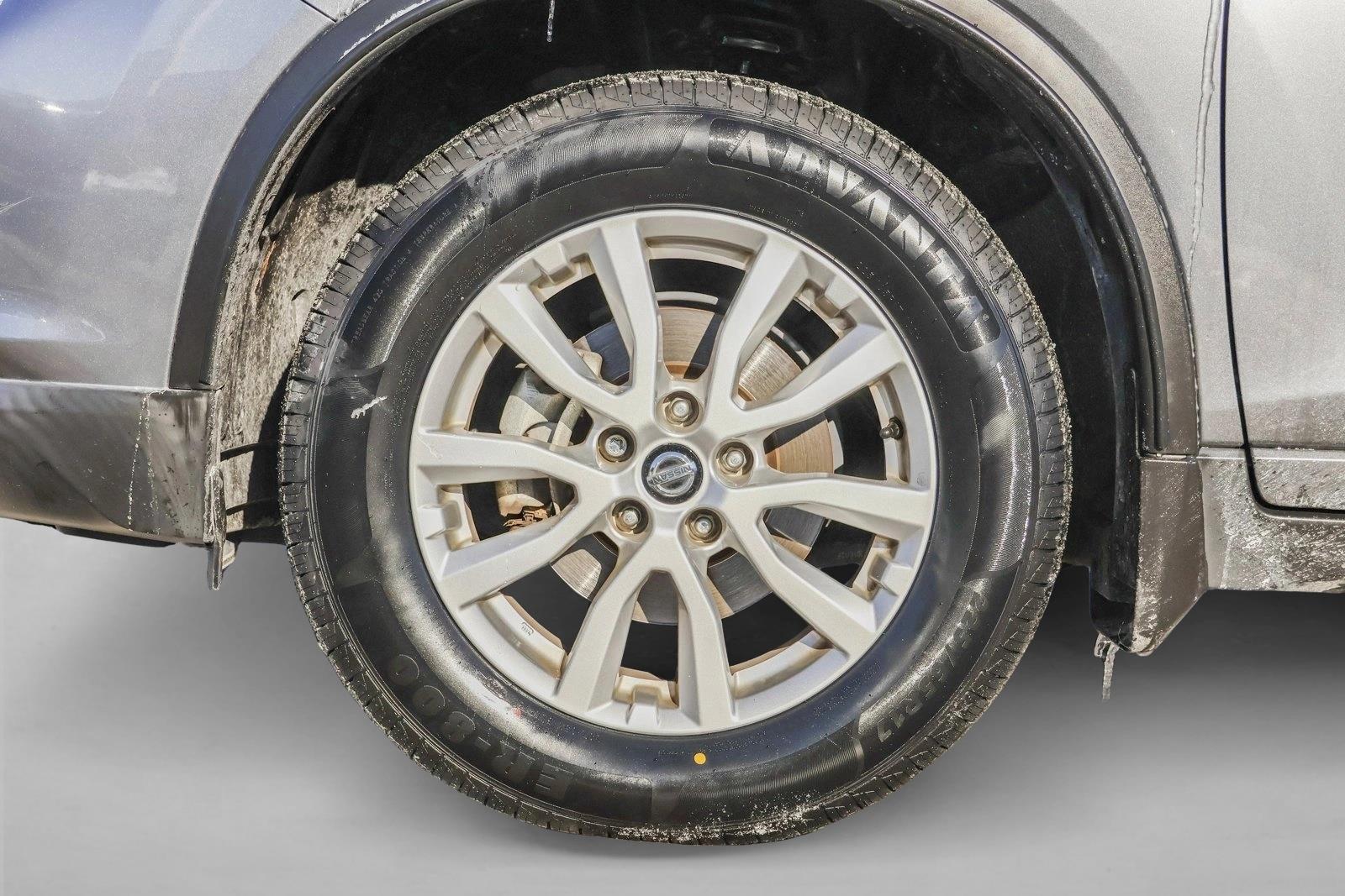 2019 NISSAN ROGUE - Image 9