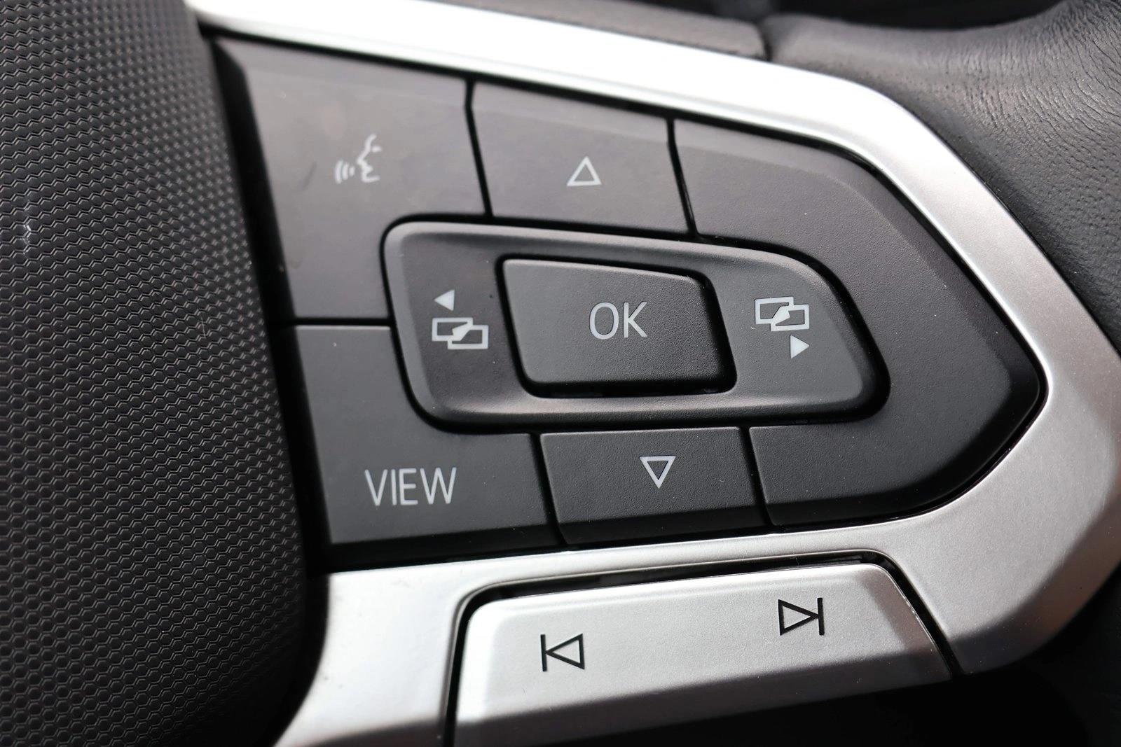 2024 Volkswagen Jetta SE - Photo 16
