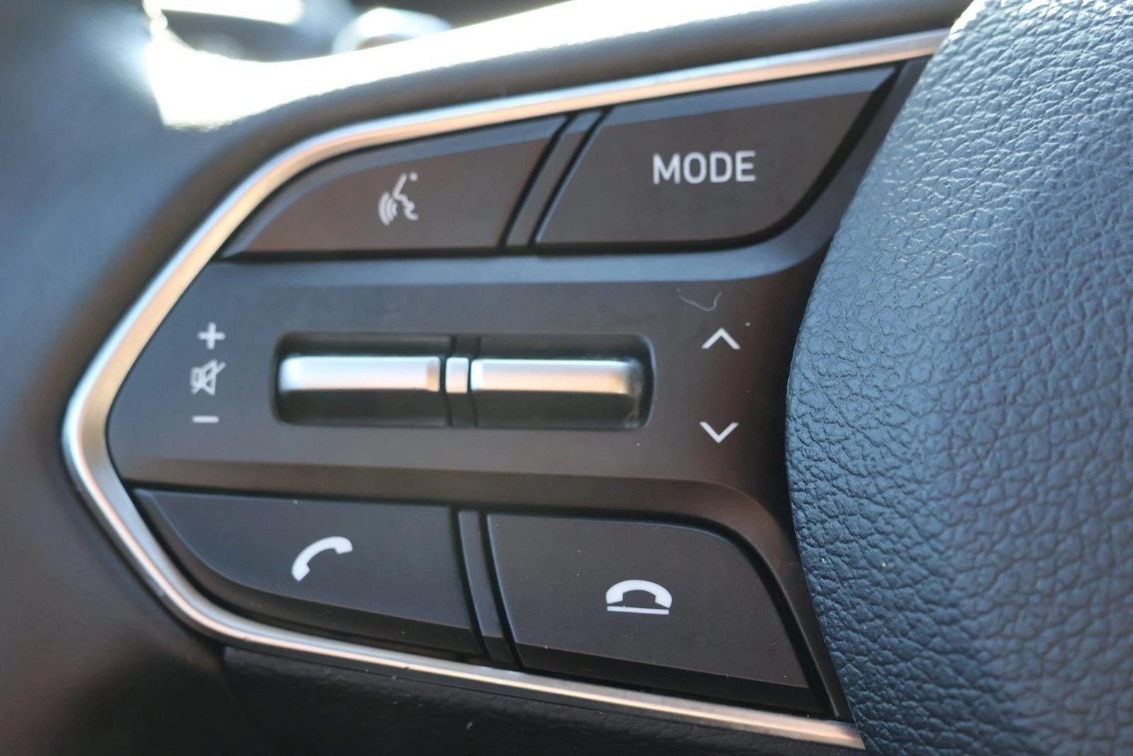 2021 Hyundai Santa Fe Limited - Photo 14