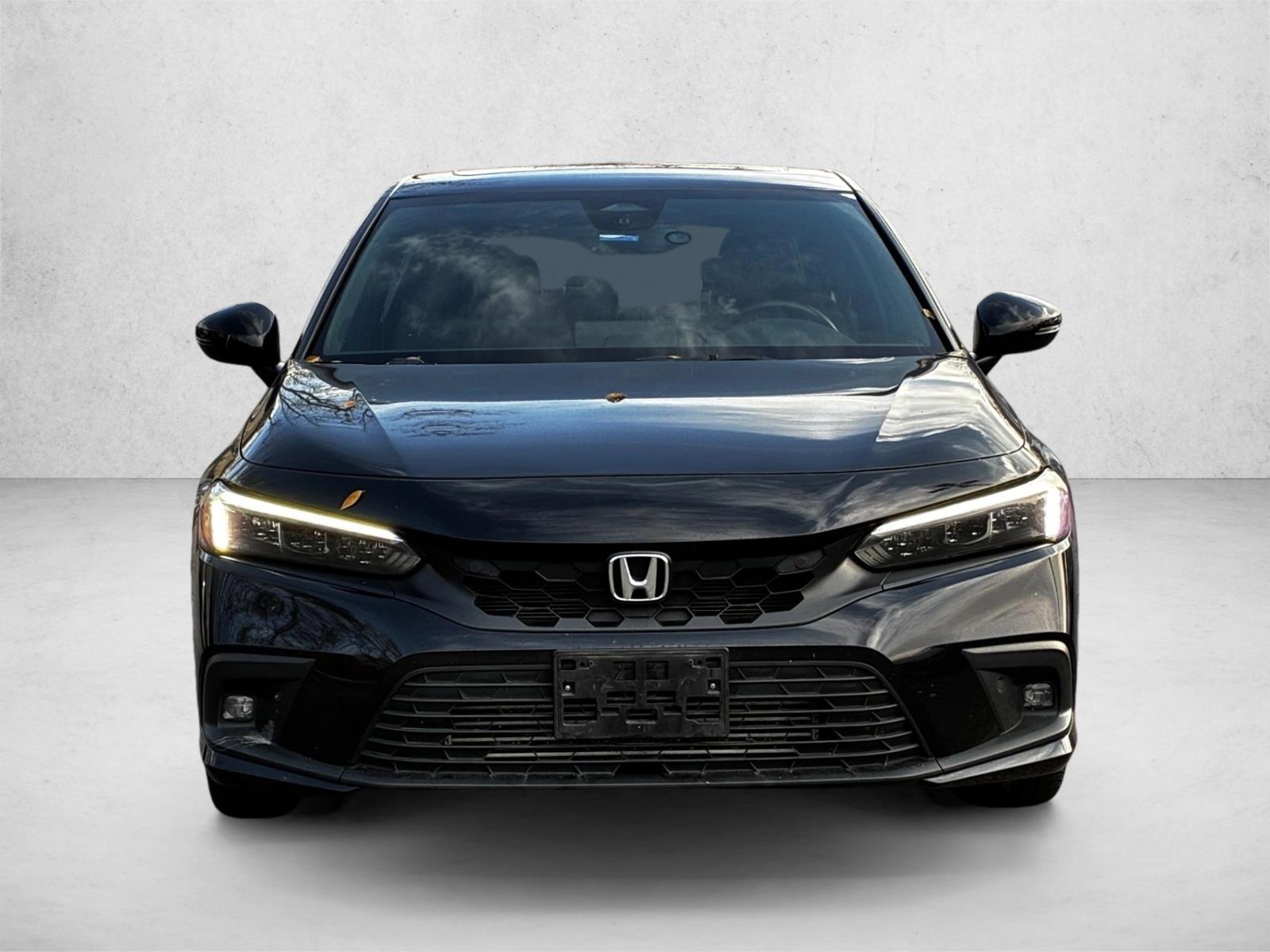 2024 Honda Civic Hatchback Sport Touring photo 2