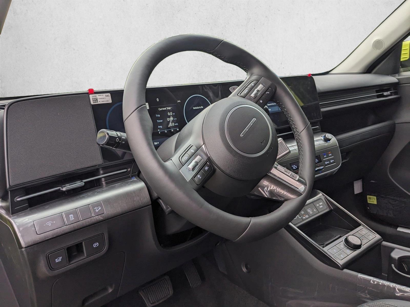 2024 Hyundai Kona Limited photo 3