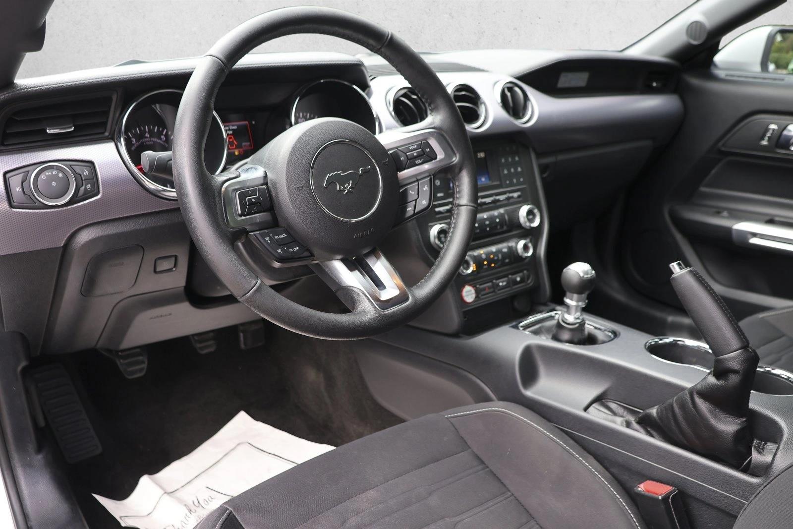 2017 Ford Mustang GT - Photo 25