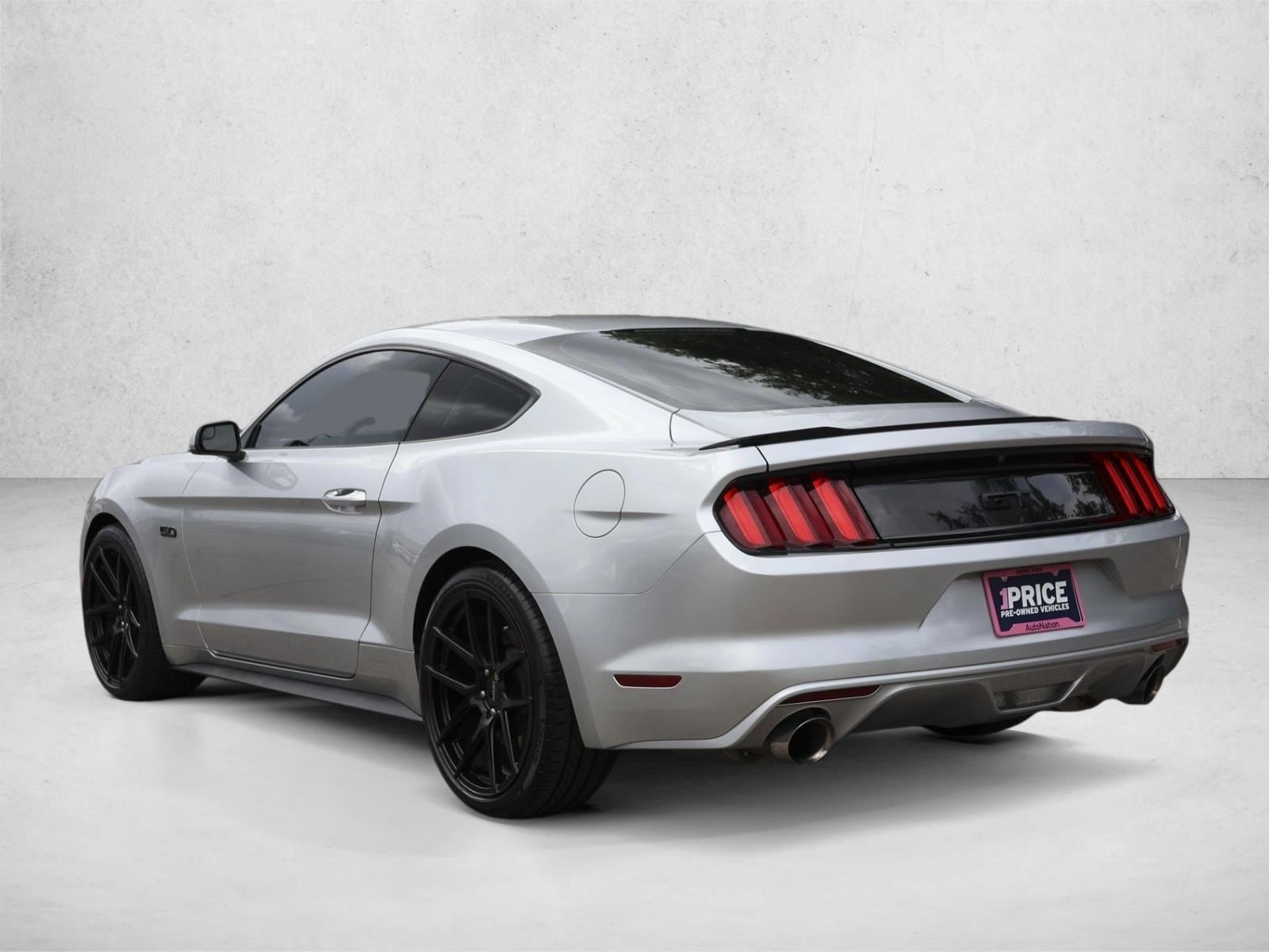 2017 Ford Mustang GT - Photo 22