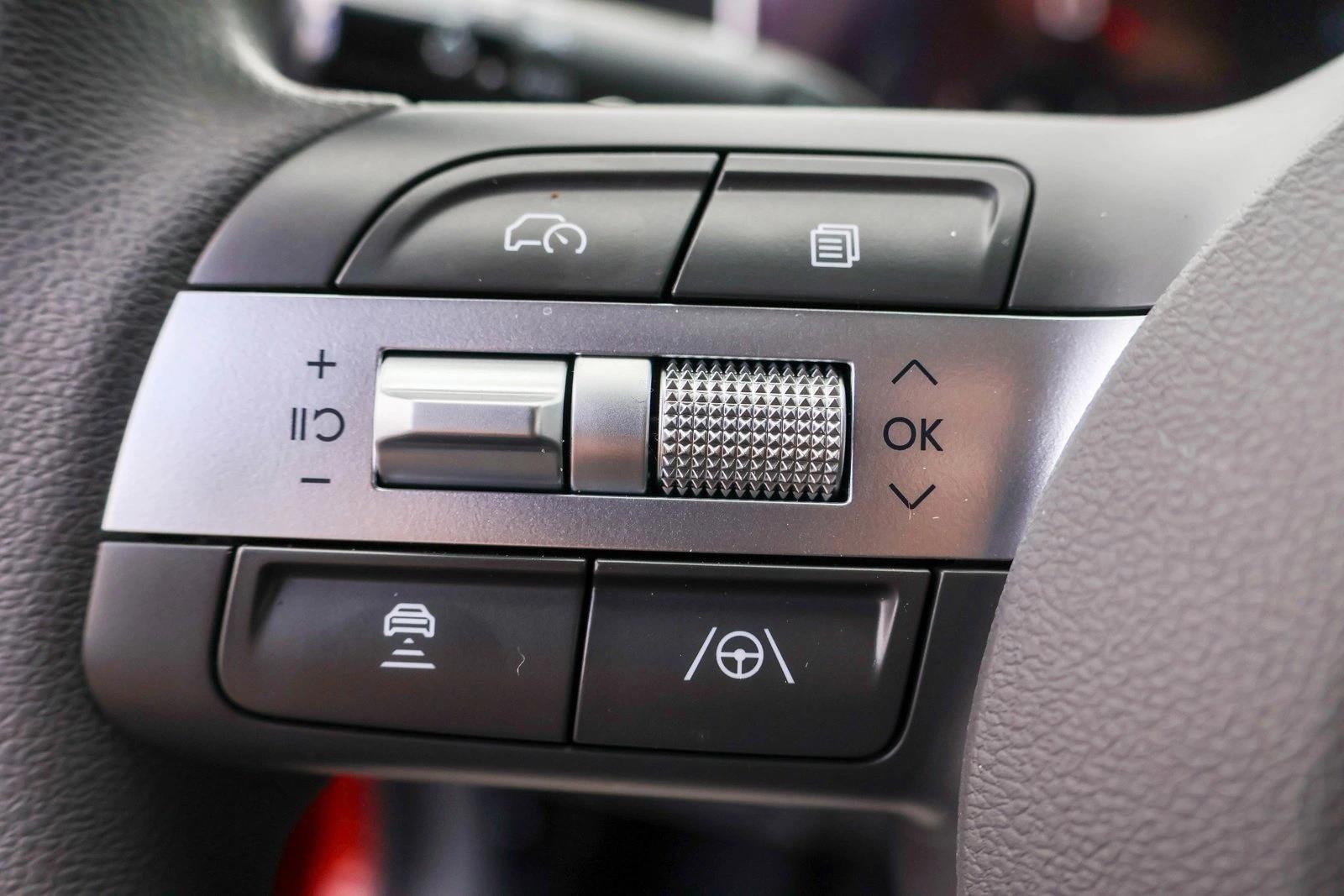 2025 Hyundai Sonata SEL - Photo 13