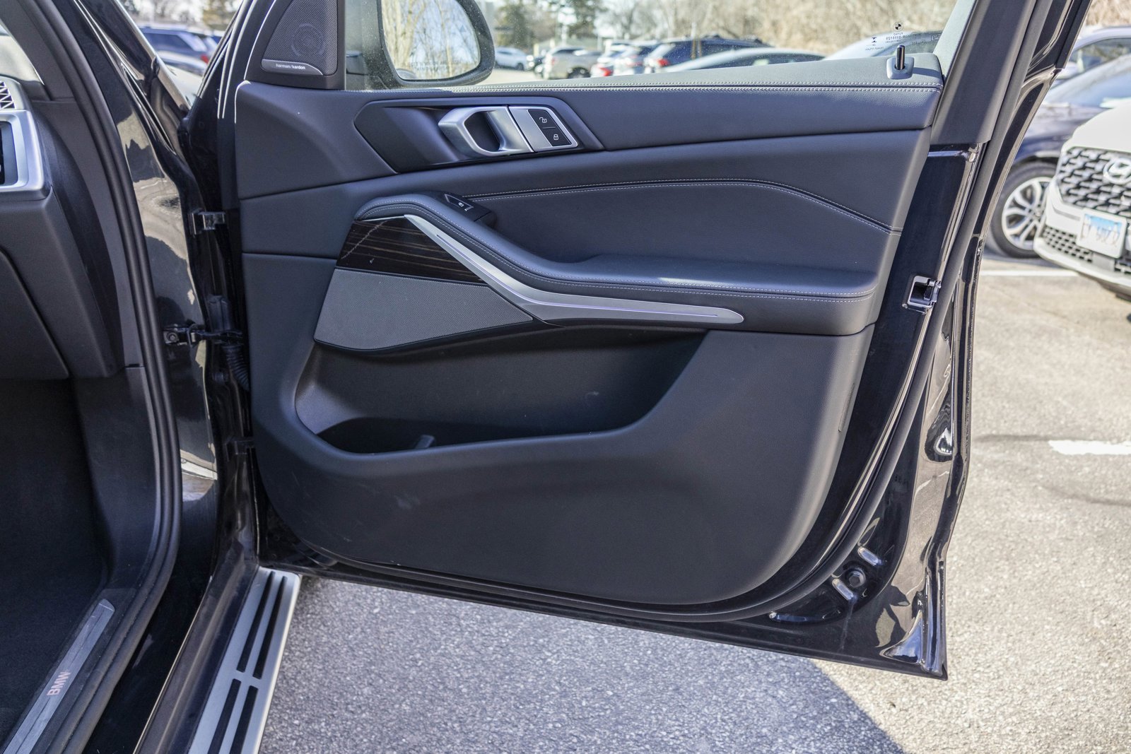 2025 BMW X5 - Image 30