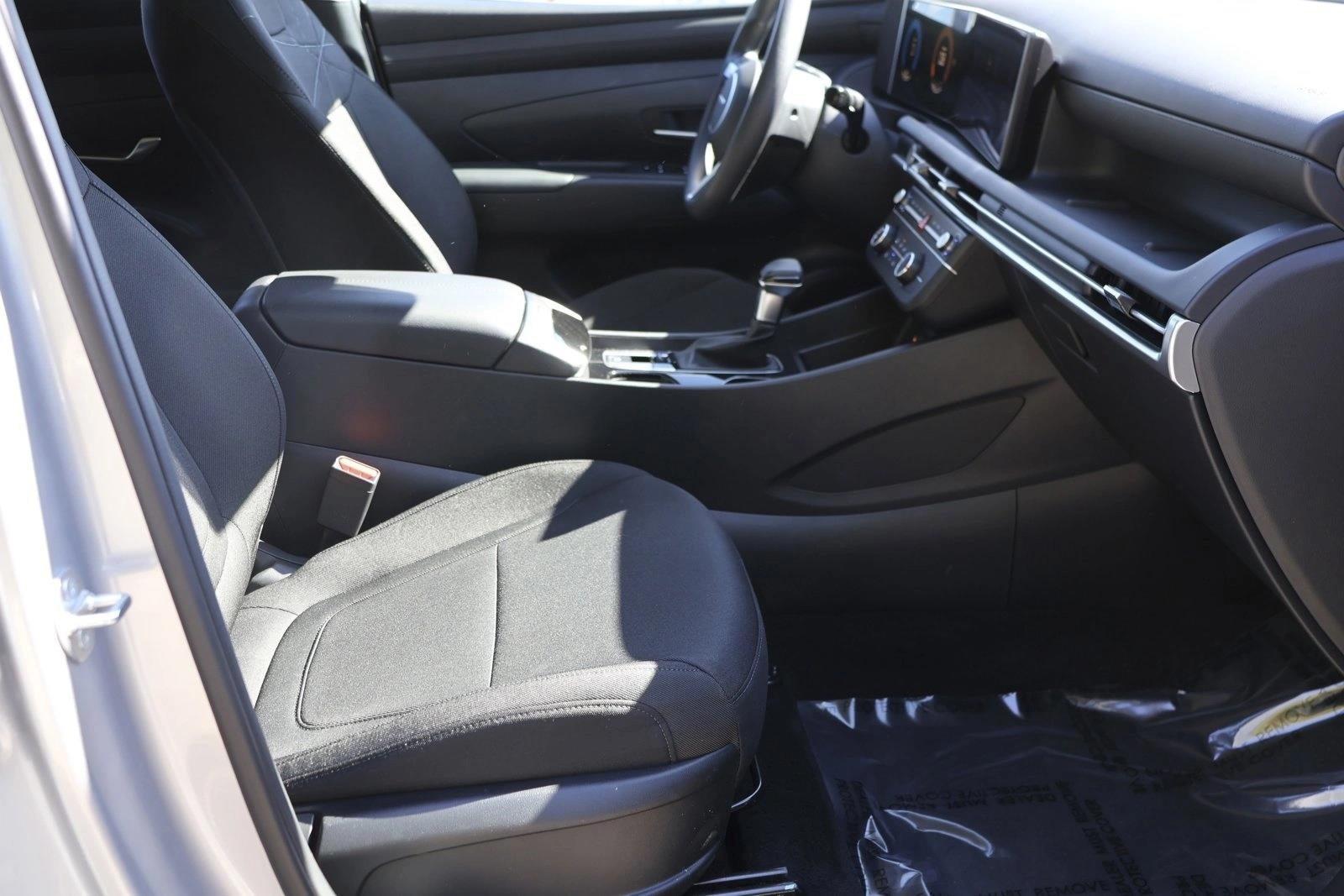 2026 Hyundai Tucson SE - Photo 28