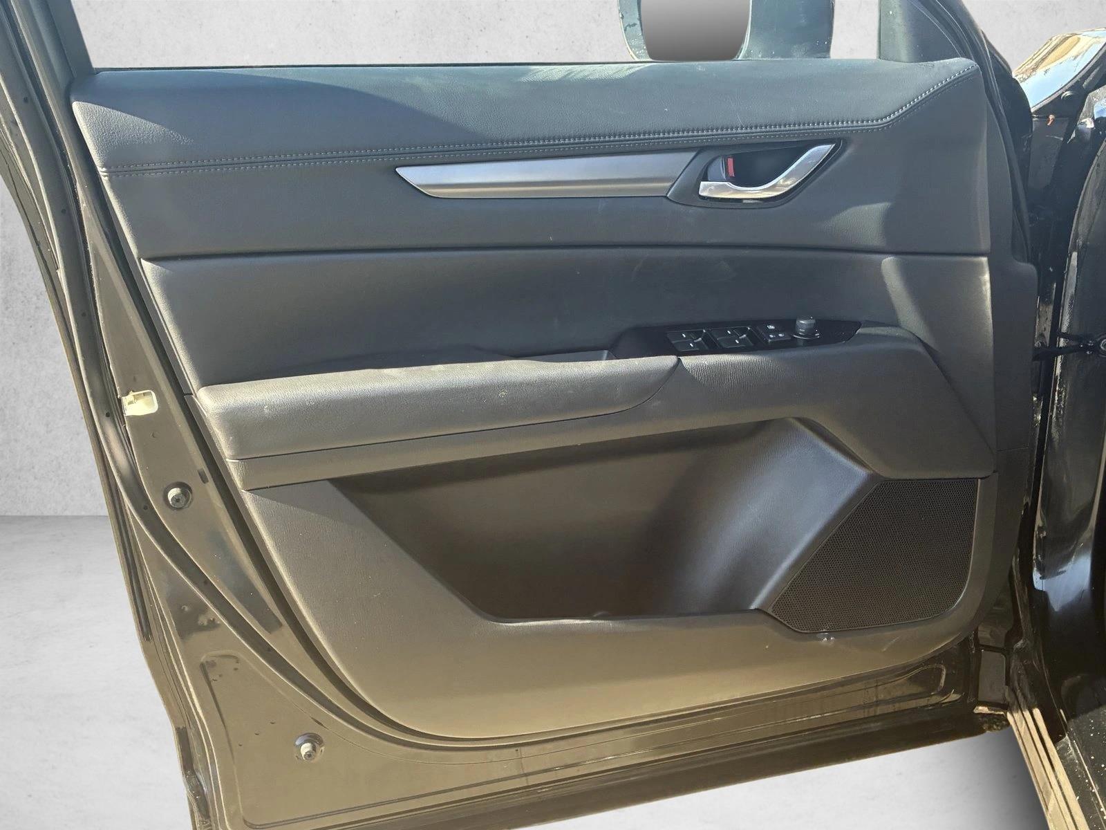 2025 MAZDA CX-5 - Image 11