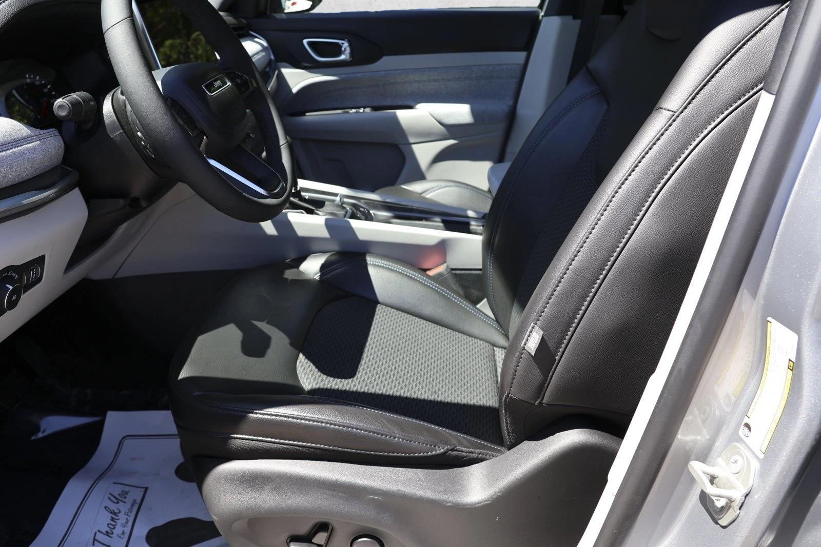 2023 Jeep Compass Latitude - Photo 11