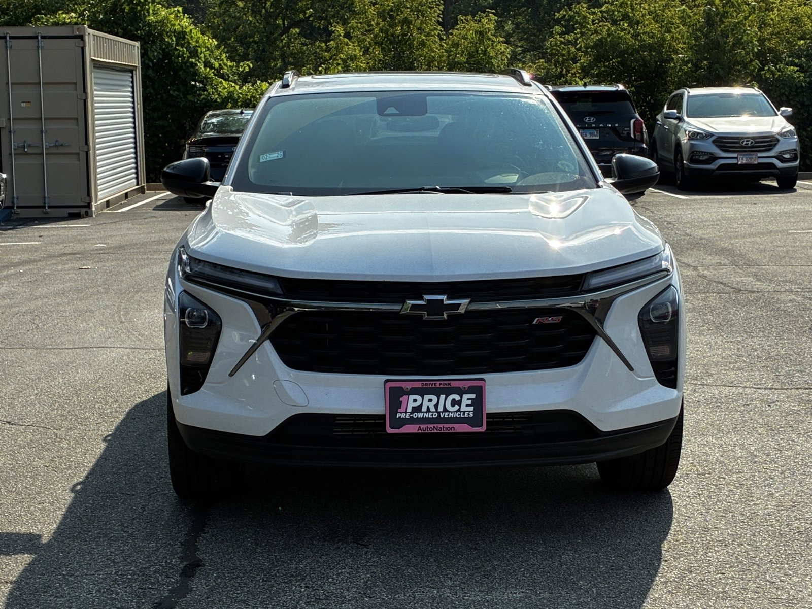 2025 Chevrolet Trax photo 2