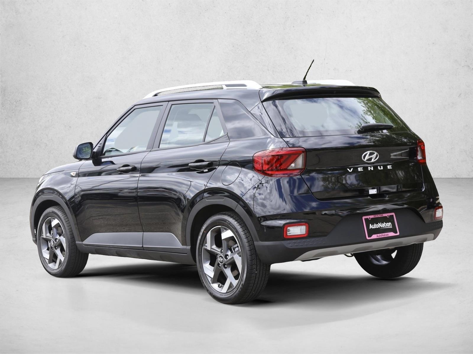 2026 Hyundai Venue SEL - Photo 7