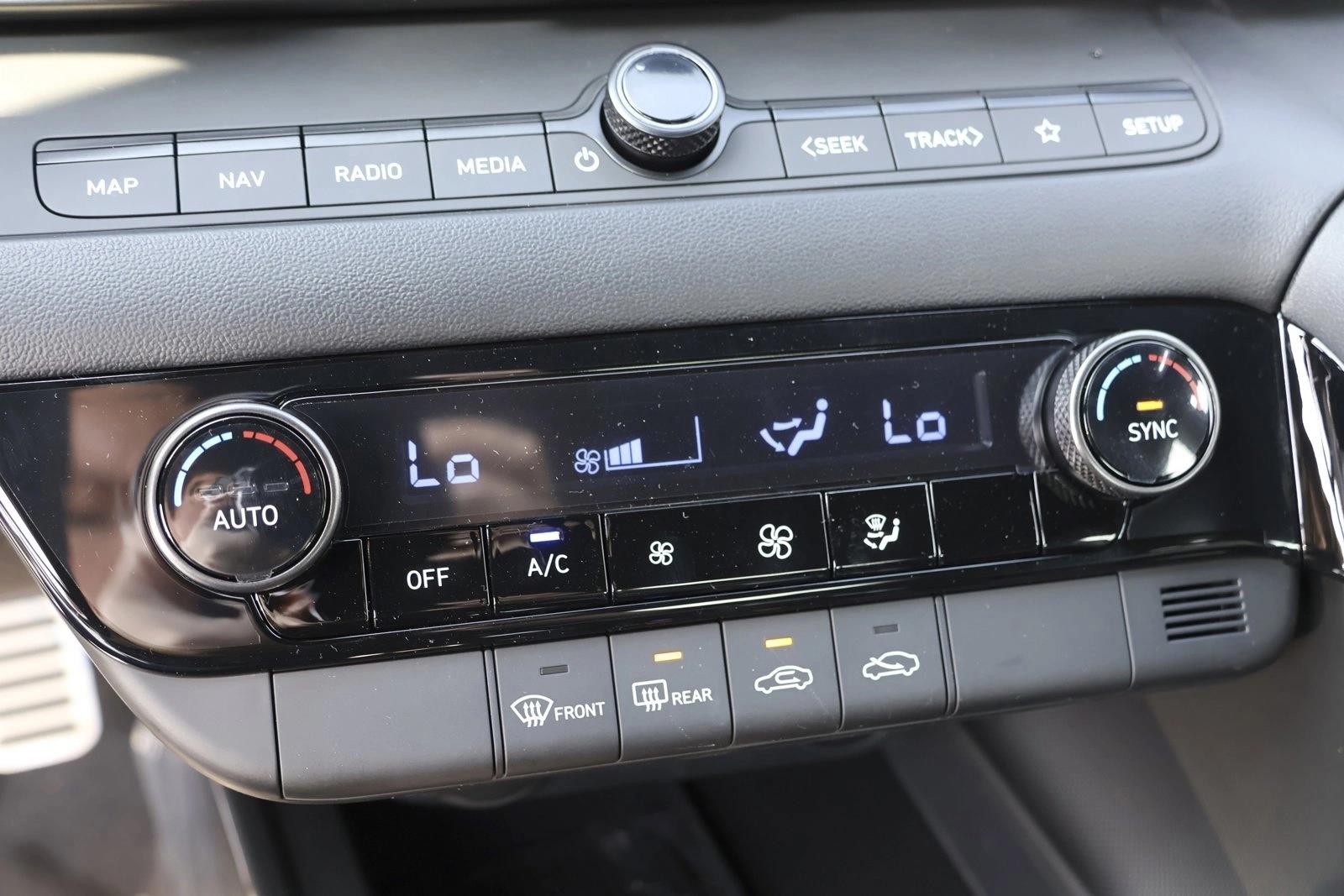 2025 Hyundai Elantra Blue - Photo 20