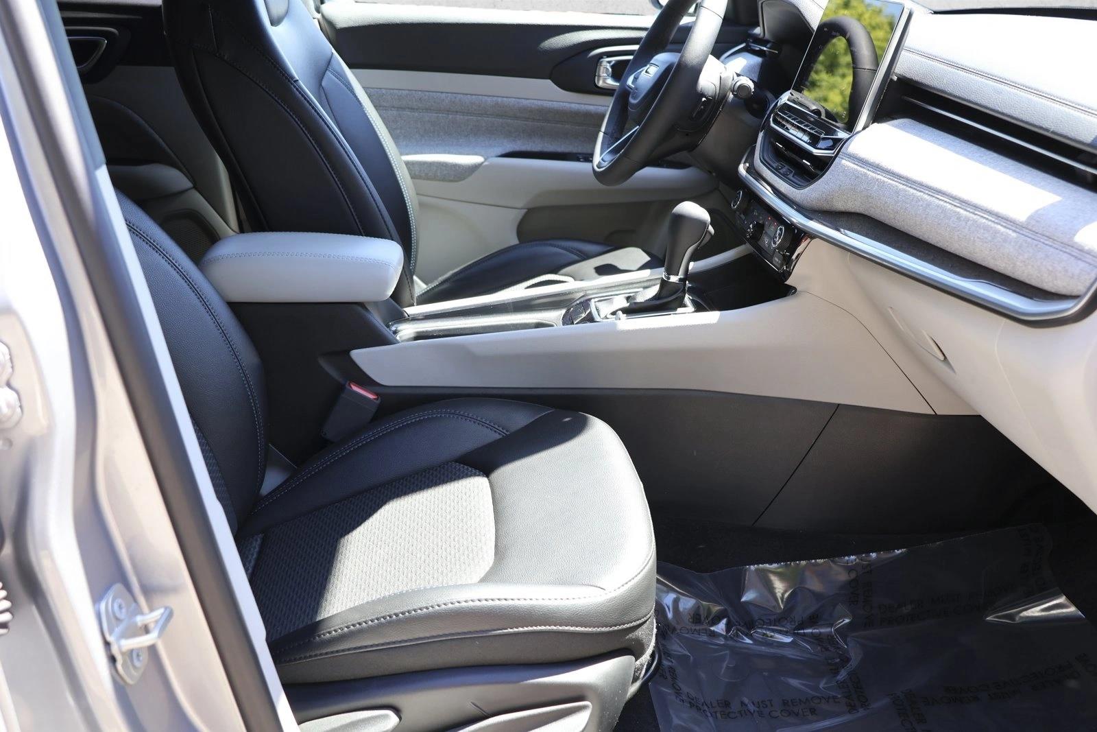 2023 Jeep Compass Latitude - Photo 28