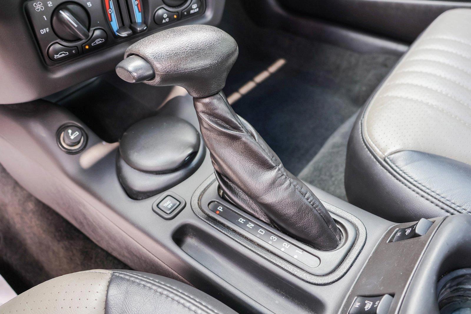 2002 CHEVROLET MONTE CARLO - Image 20