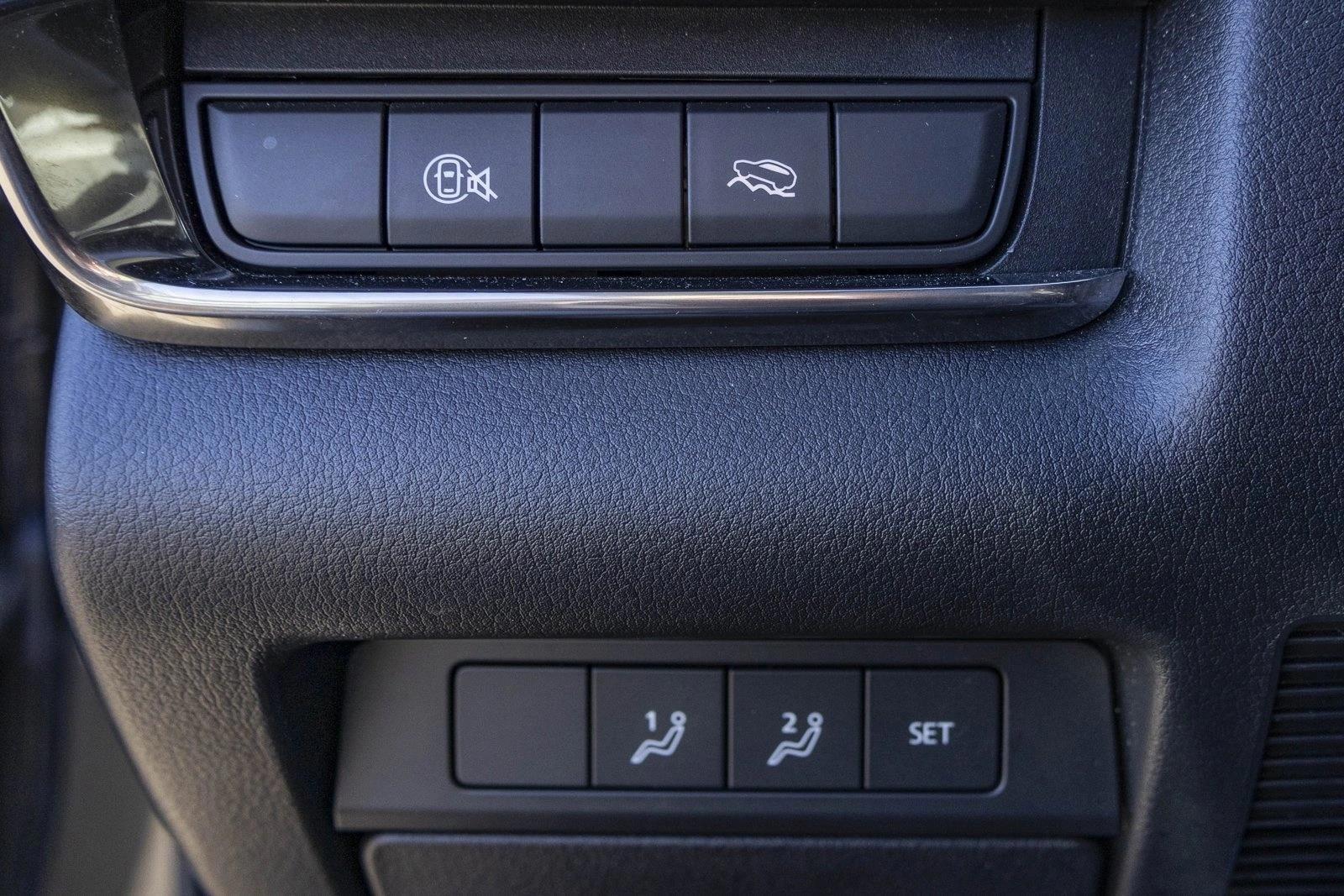 2025 MAZDA CX-30 - Image 13