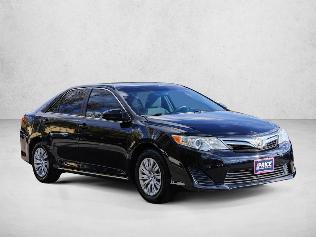 Used 2013 Toyota Camry LE 4dr Car