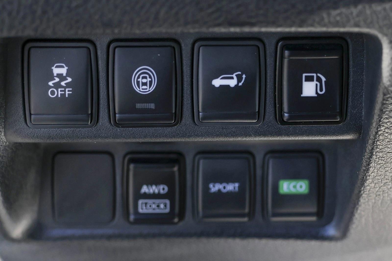 2019 NISSAN ROGUE - Image 13