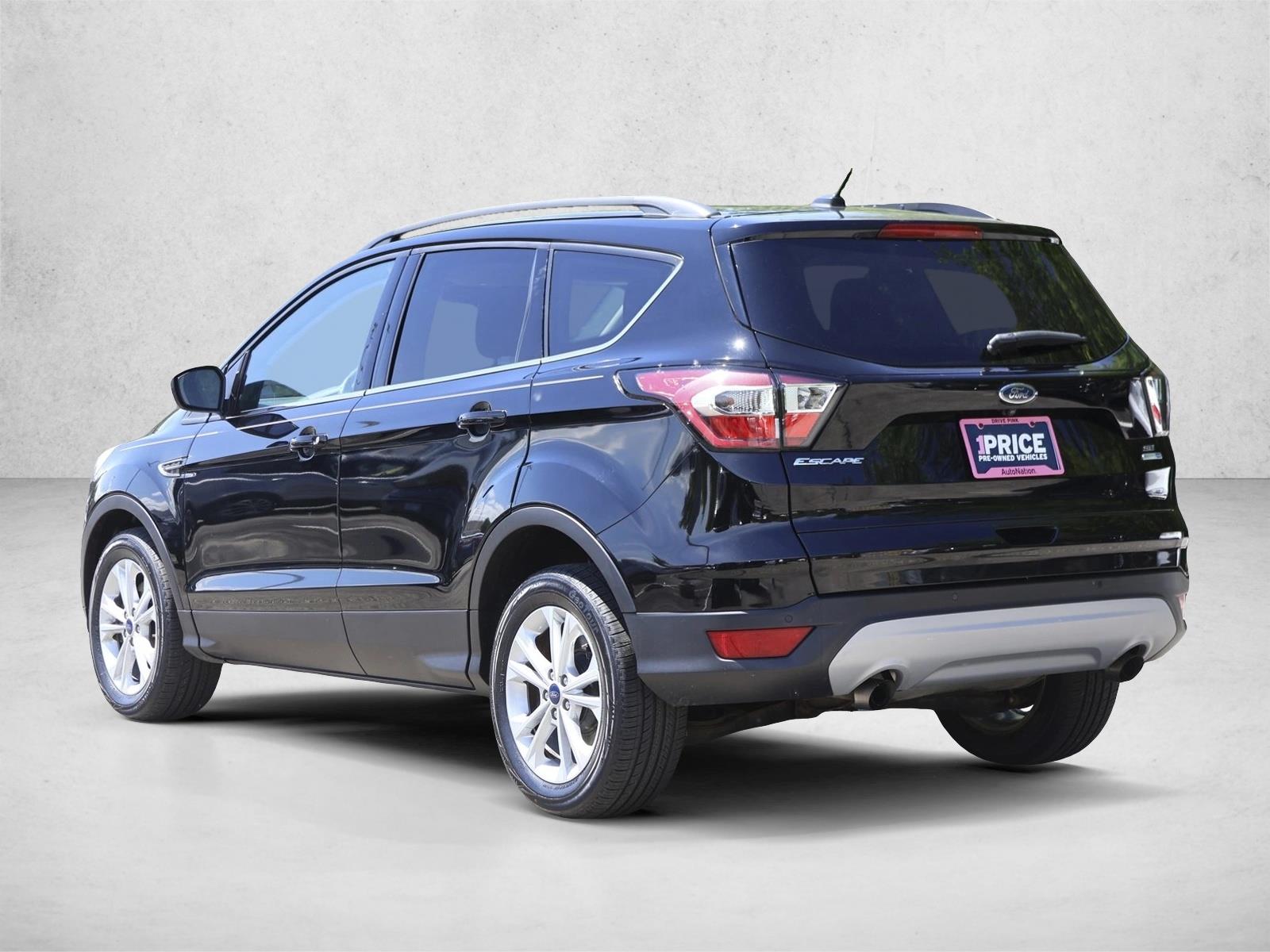2017 Ford Escape SE - Photo 7
