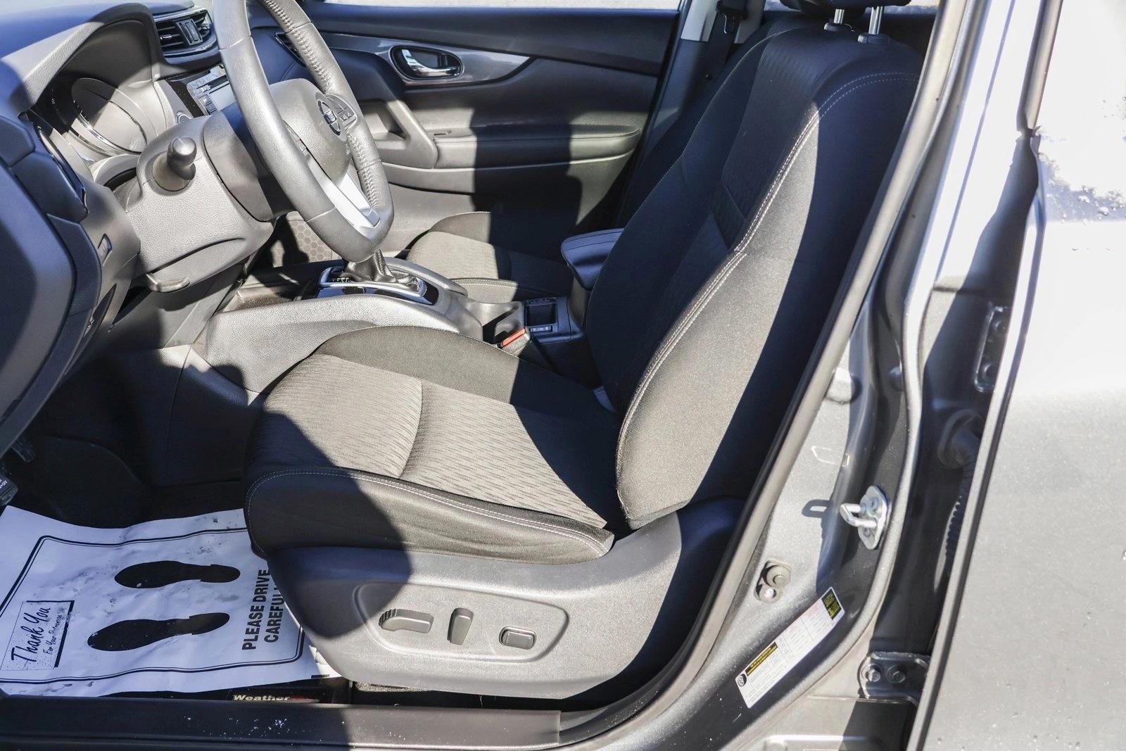 2019 NISSAN ROGUE - Image 11