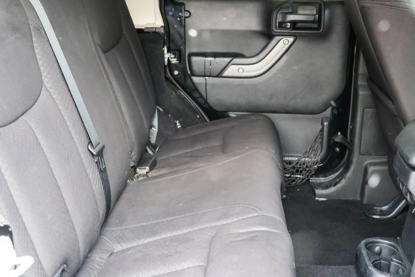 2013 JEEP WRANGLER - Image 21