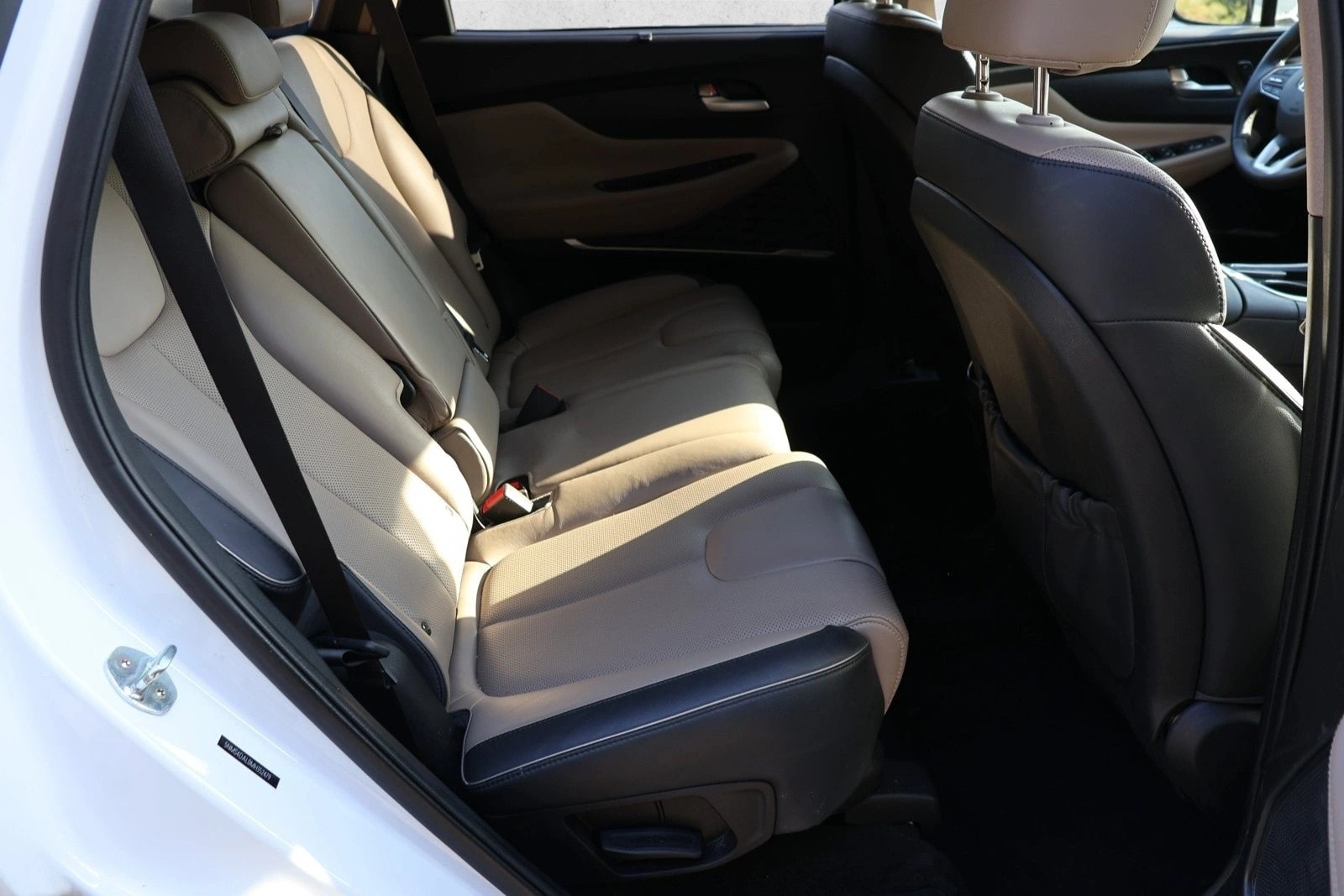 2021 Hyundai Santa Fe Limited - Photo 25