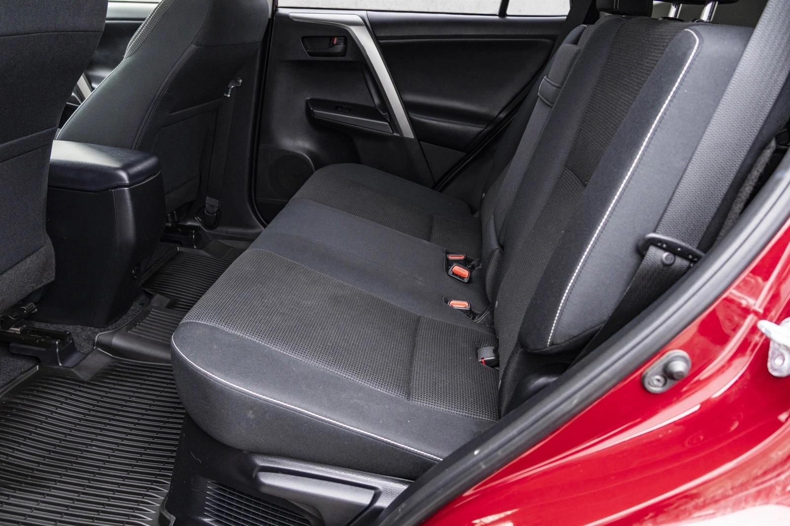 2018 TOYOTA RAV4 - Image 22