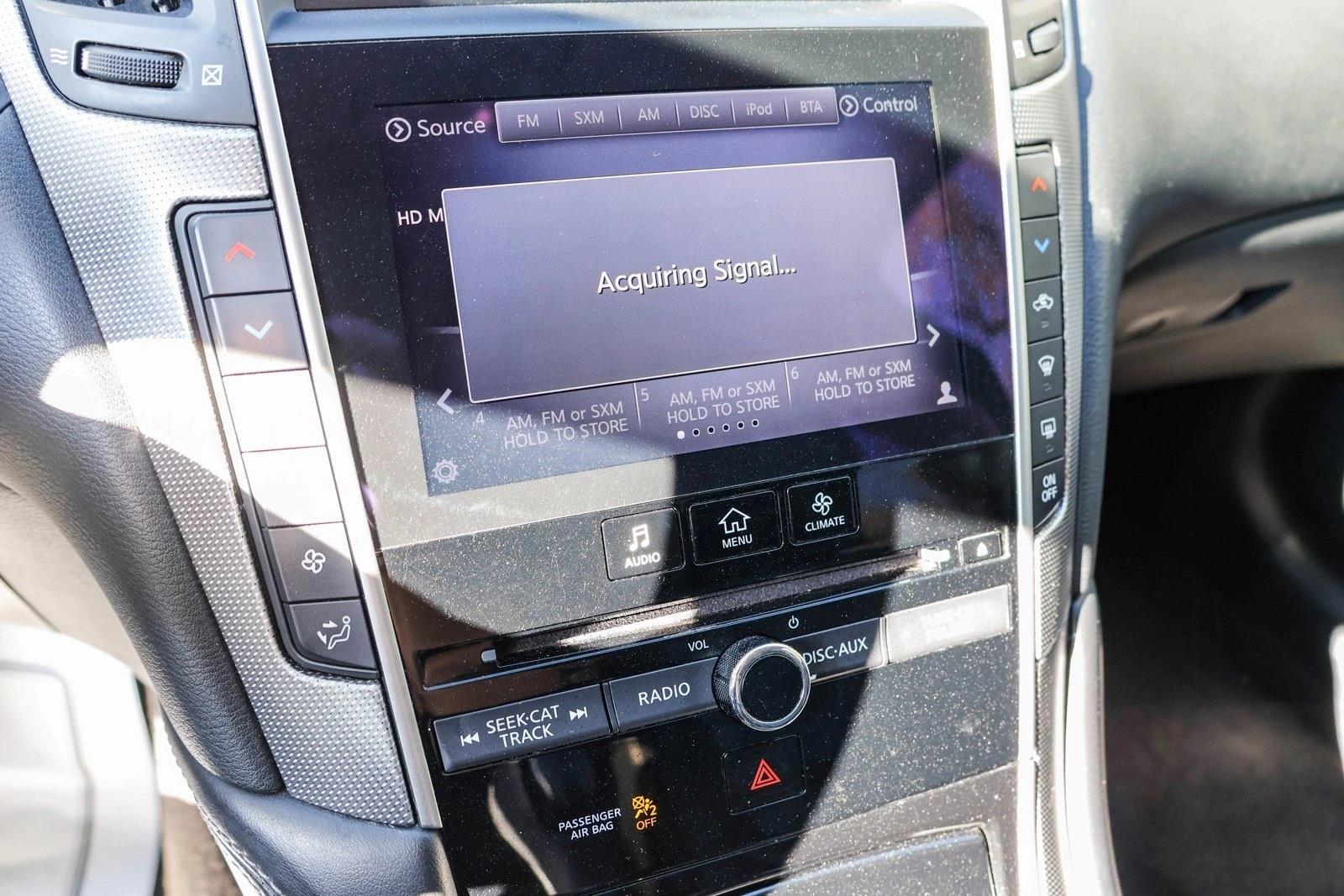 2017 INFINITI Q50 - Image 19