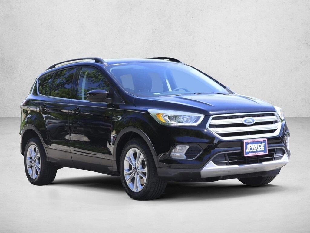 Used 2017 Ford Escape SE Sport Utility