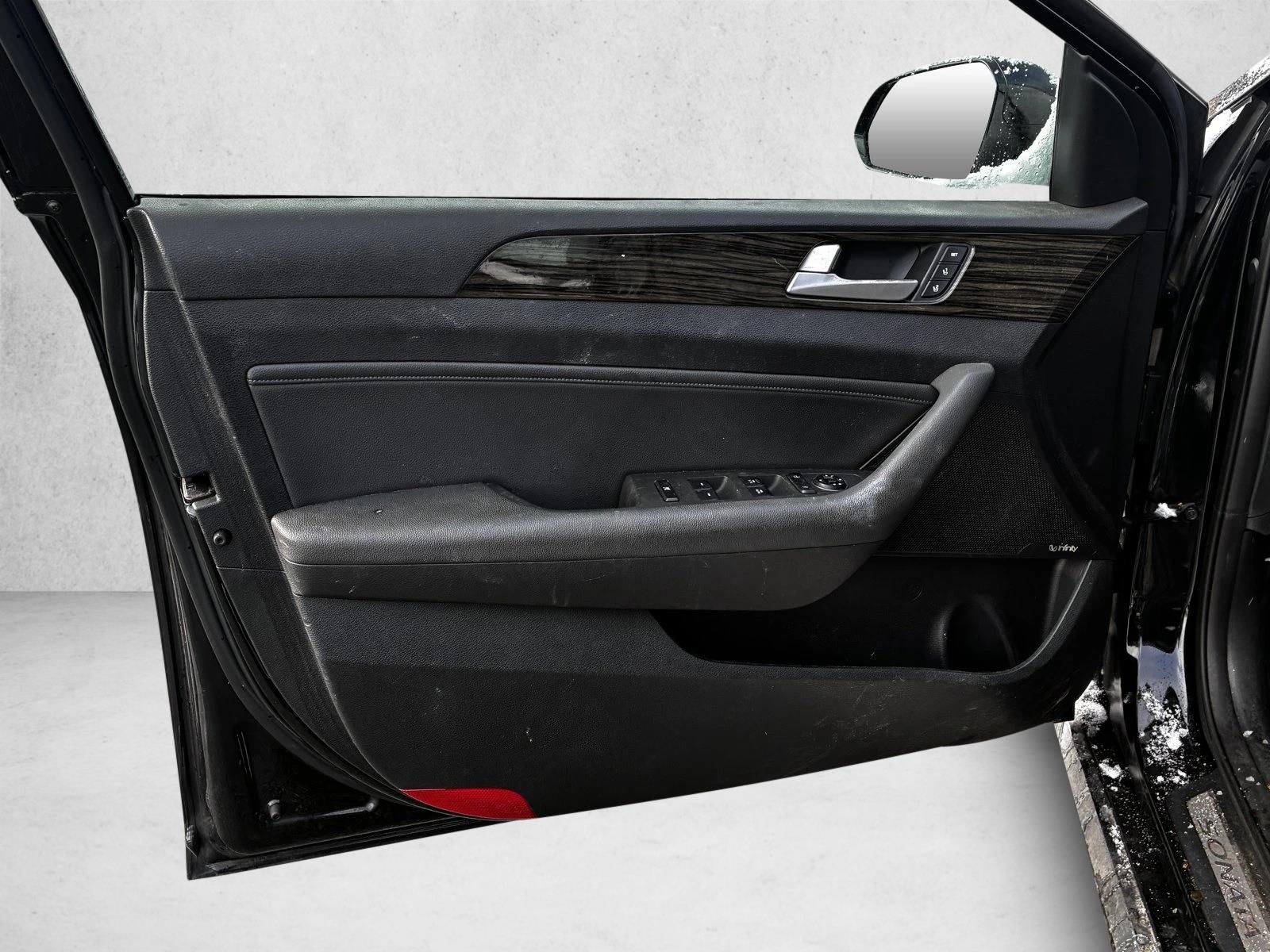 2016 HYUNDAI SONATA - Image 12