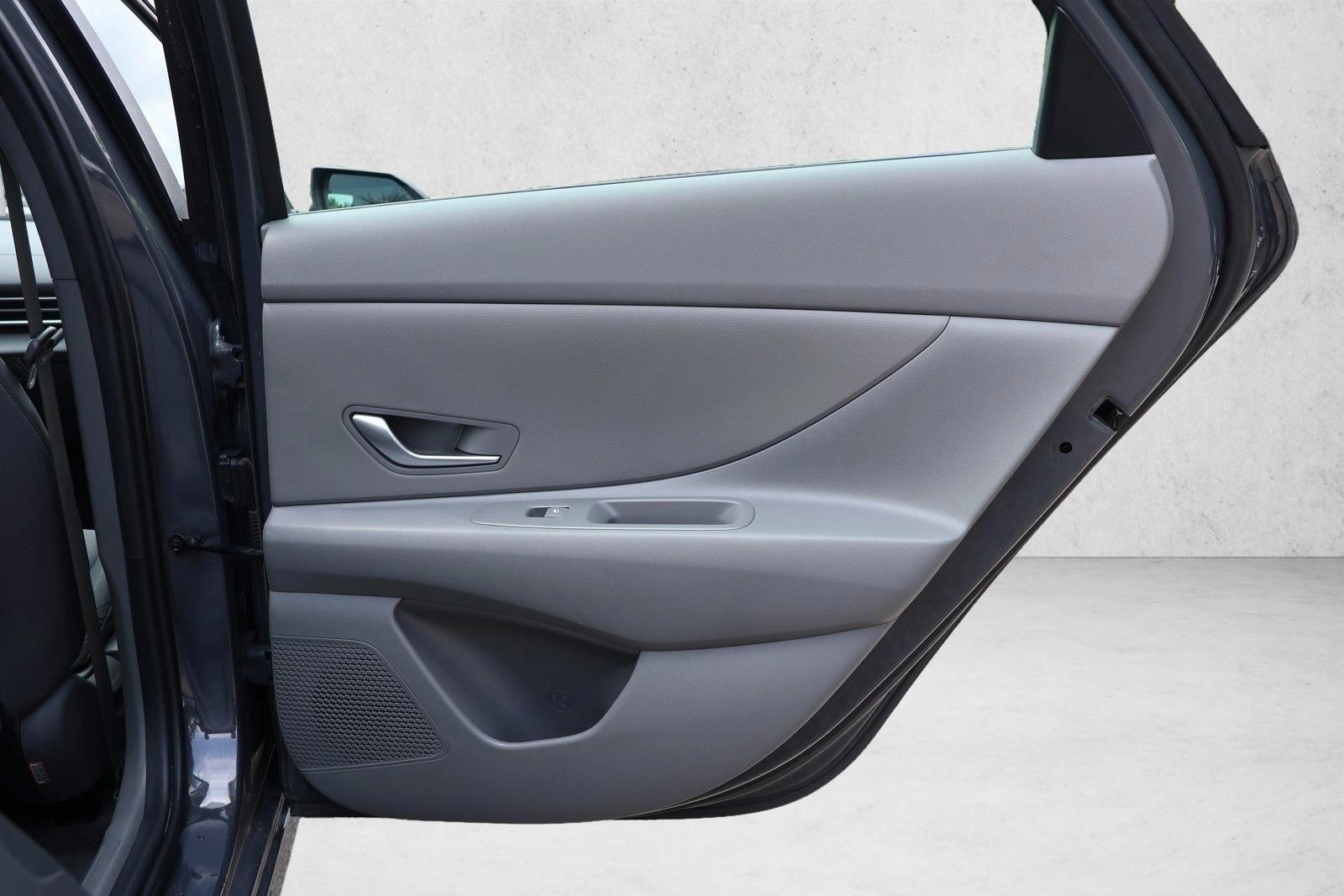 2024 Hyundai Elantra SEL - Photo 26