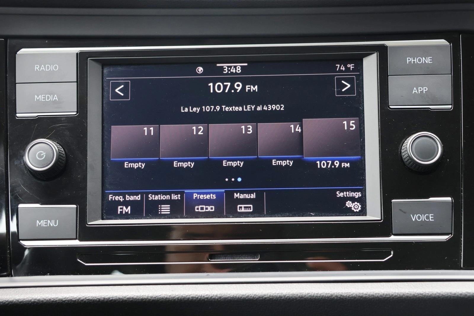 2024 Volkswagen Jetta SE - Photo 17