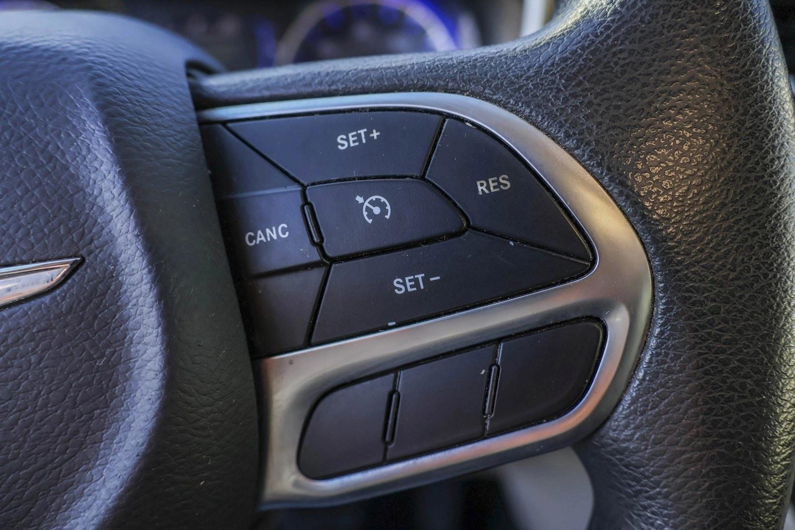 2018 CHRYSLER PACIFICA - Image 16