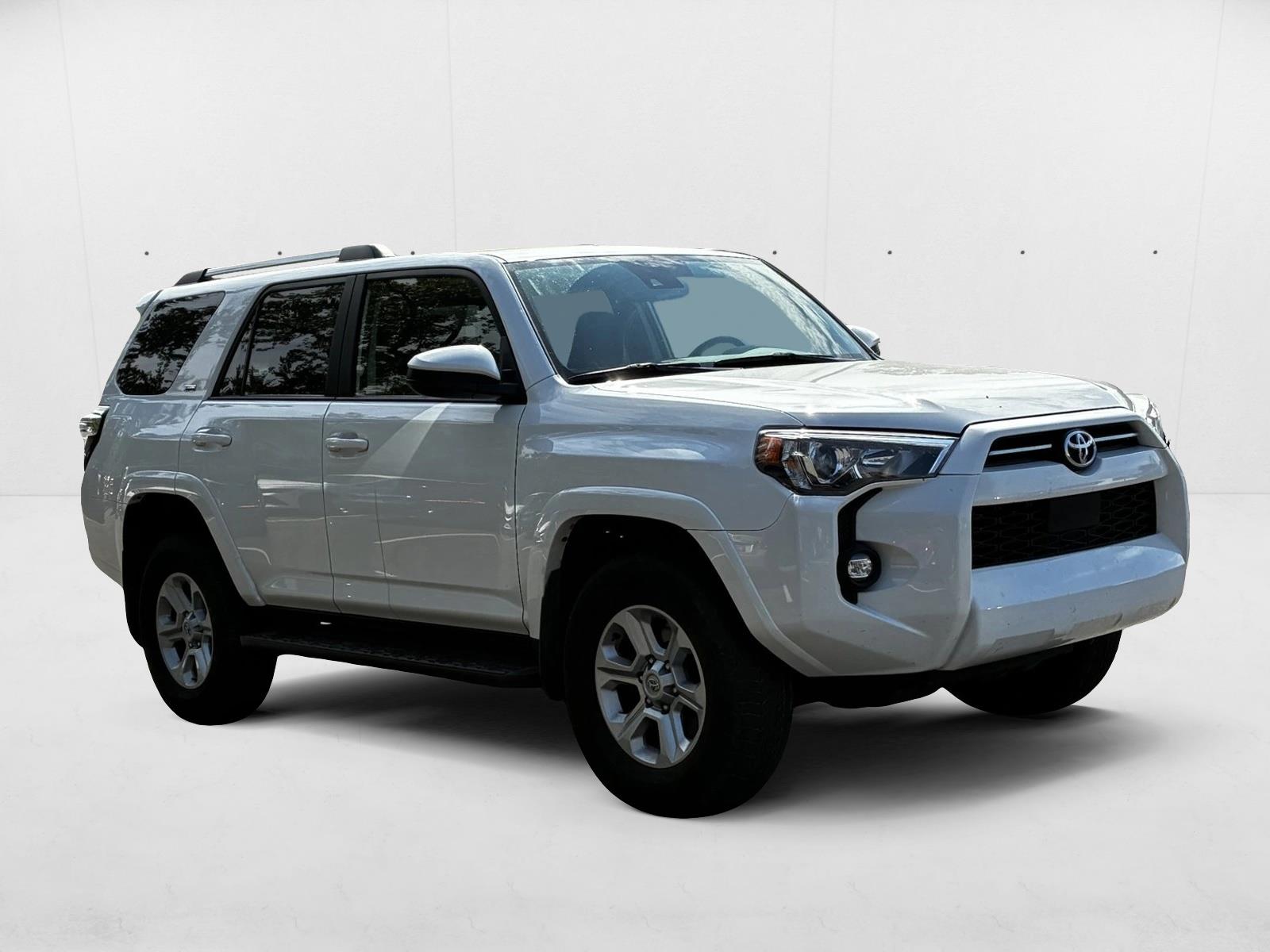 2024 Toyota 4Runner SR5 photo 3