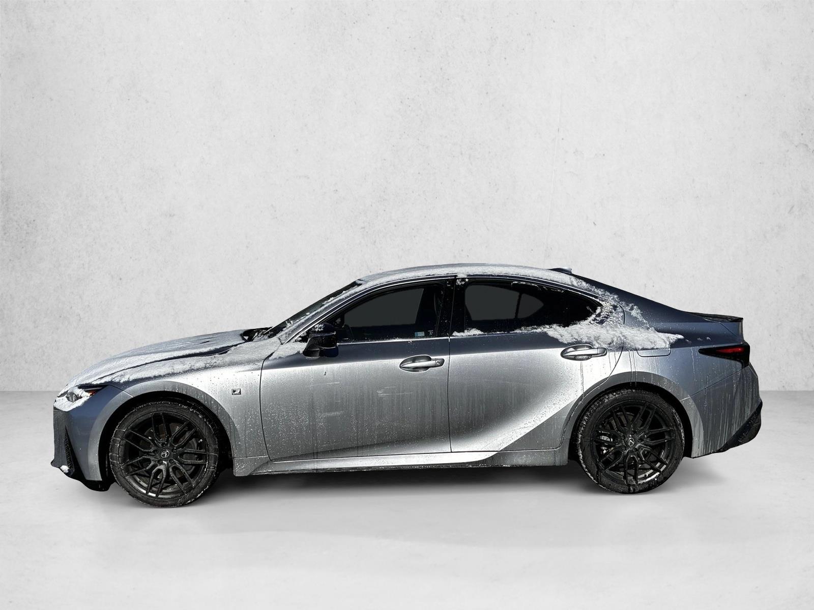 2021 LEXUS IS - Image 8
