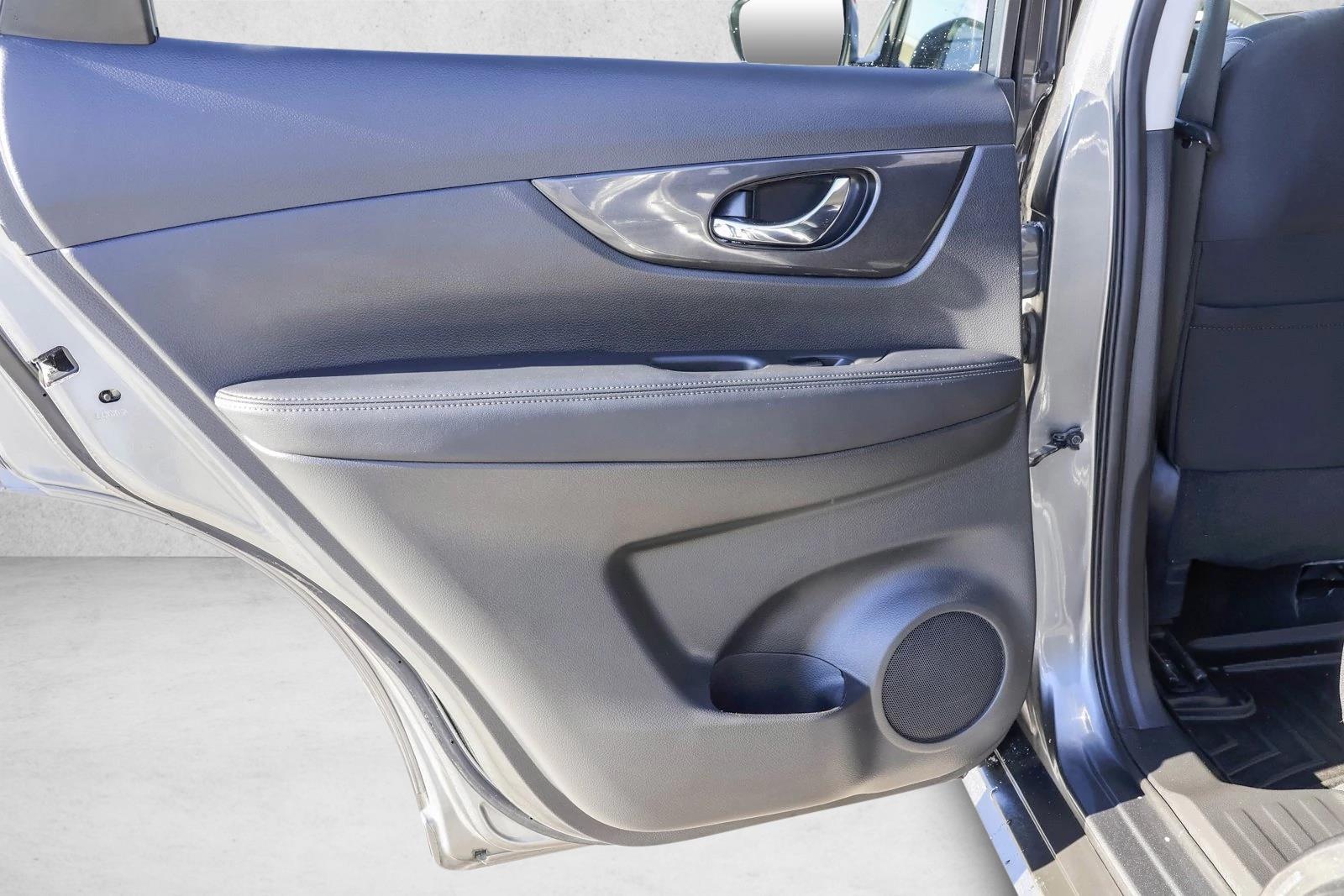 2019 NISSAN ROGUE - Image 22