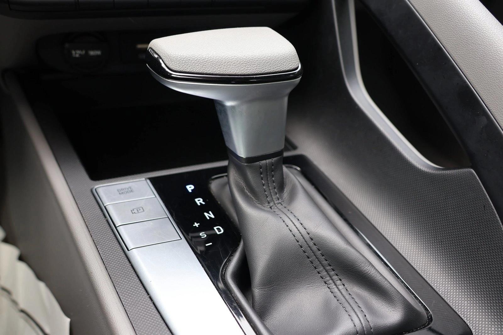 2024 Hyundai Elantra SEL - Photo 20
